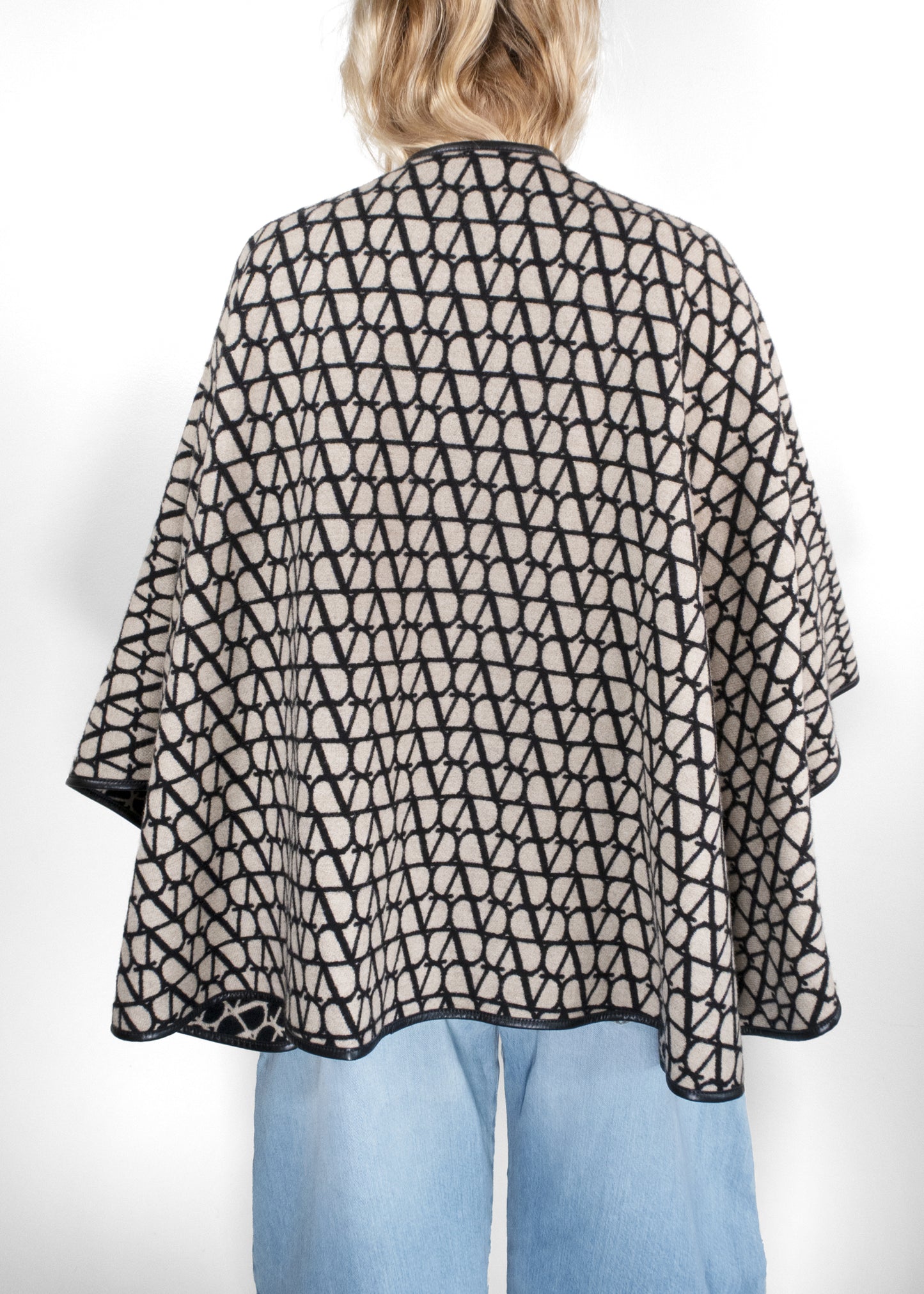 Valentino Toile Iconographe Cashmere-Blend Cape