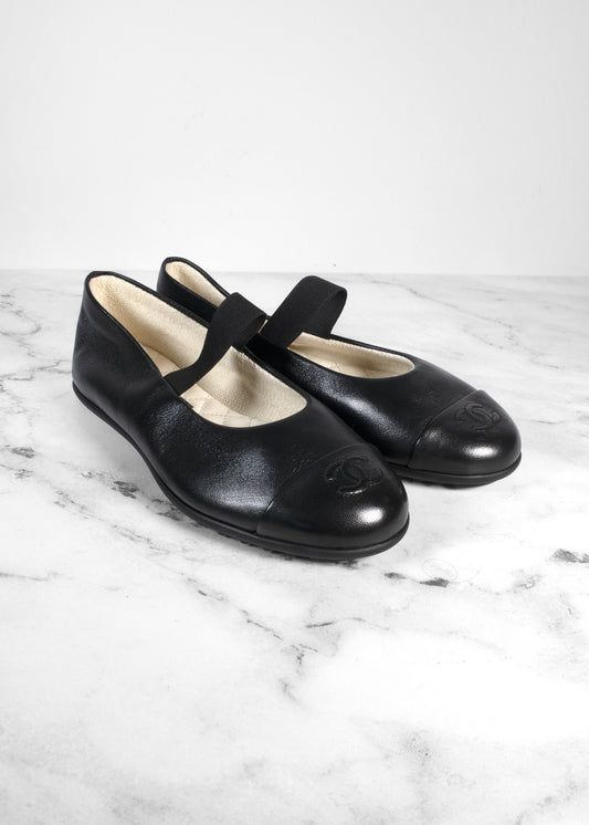 Chanel Lambskin Cap Toe CC Mary Jane Flats