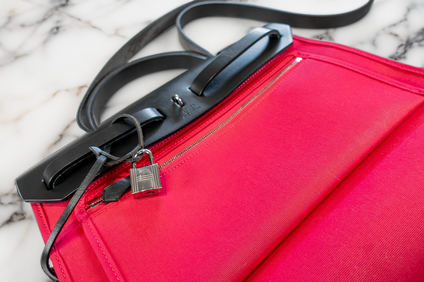 Hermès Vache Hunter Toile Herbag Zip 31 PM Rose Extreme Black
