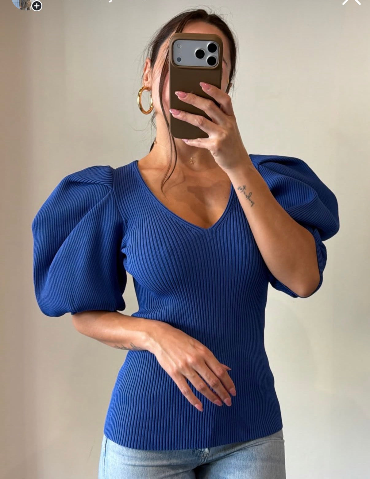 Carolina Herrera blue knit top