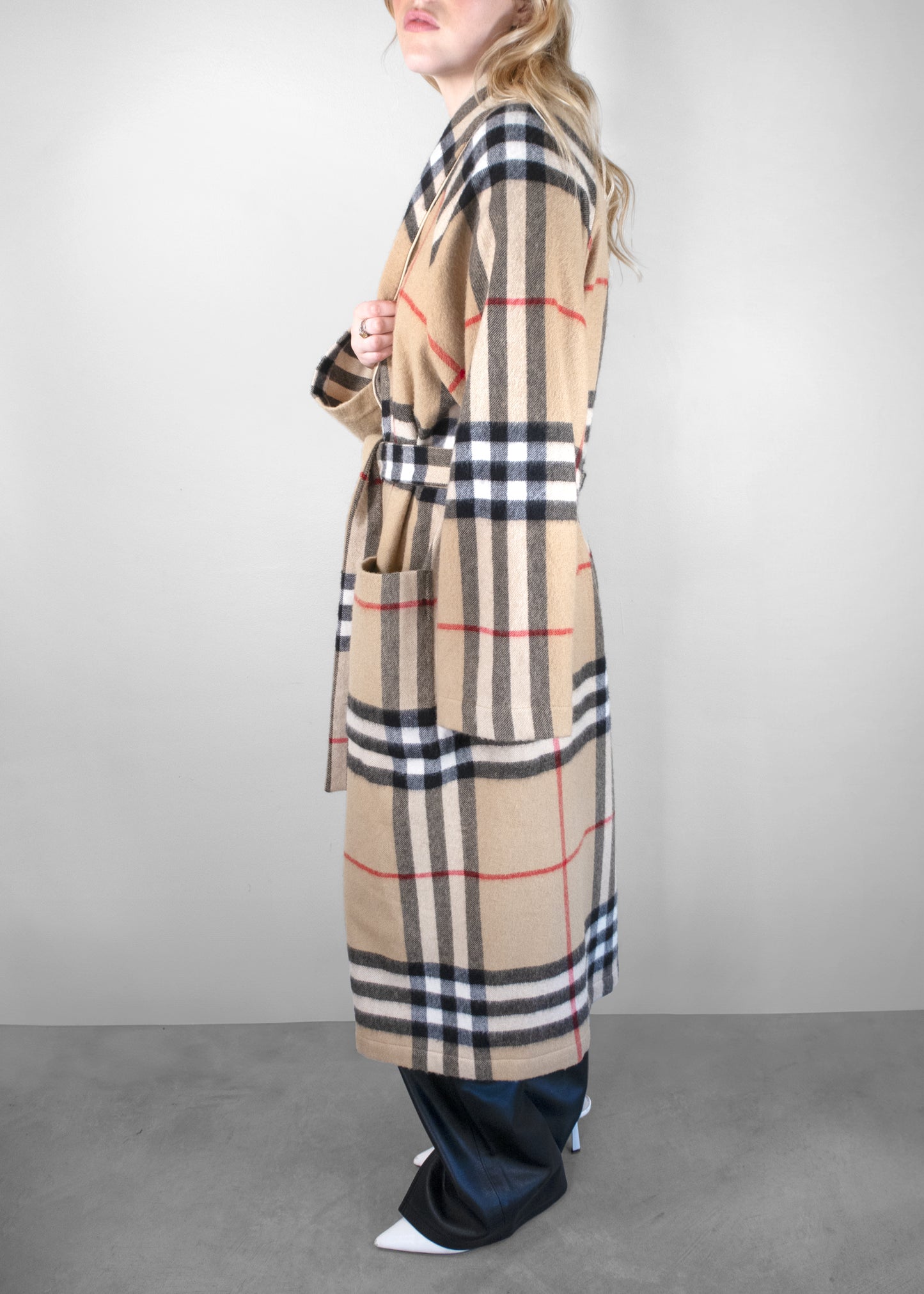 Burberry Check-Pattern Belted Cashmere coat