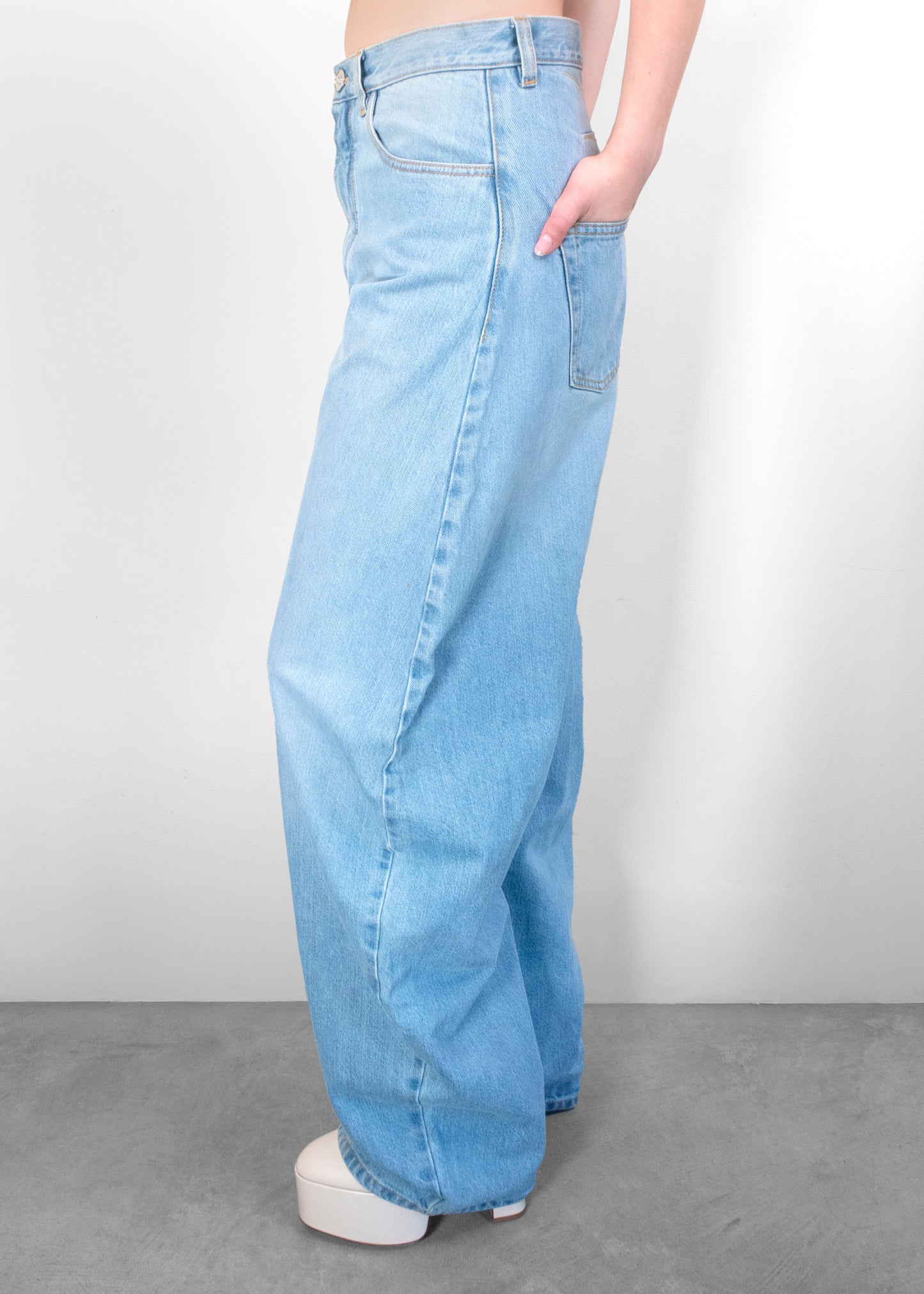 Alaïa Barrel Jeans
