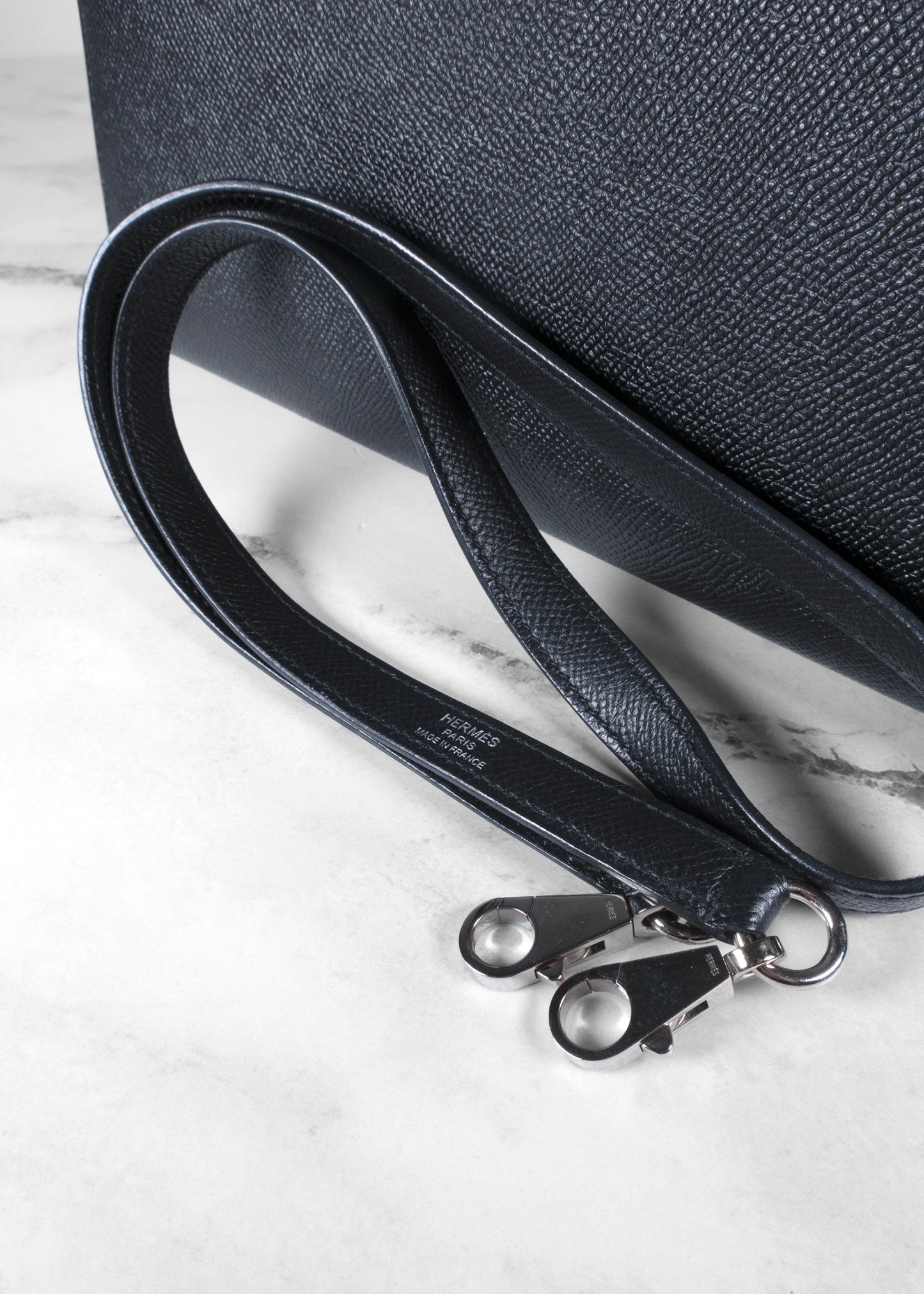 Hermès Kelly Handbag Noir Epsom with Palladium Hardware 28