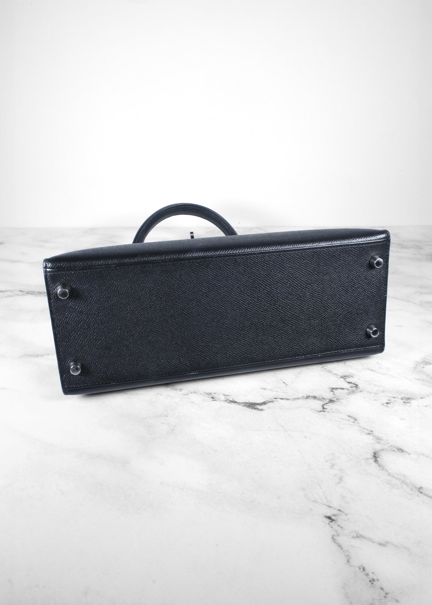 Hermès Kelly Handbag Noir Epsom with Palladium Hardware 28