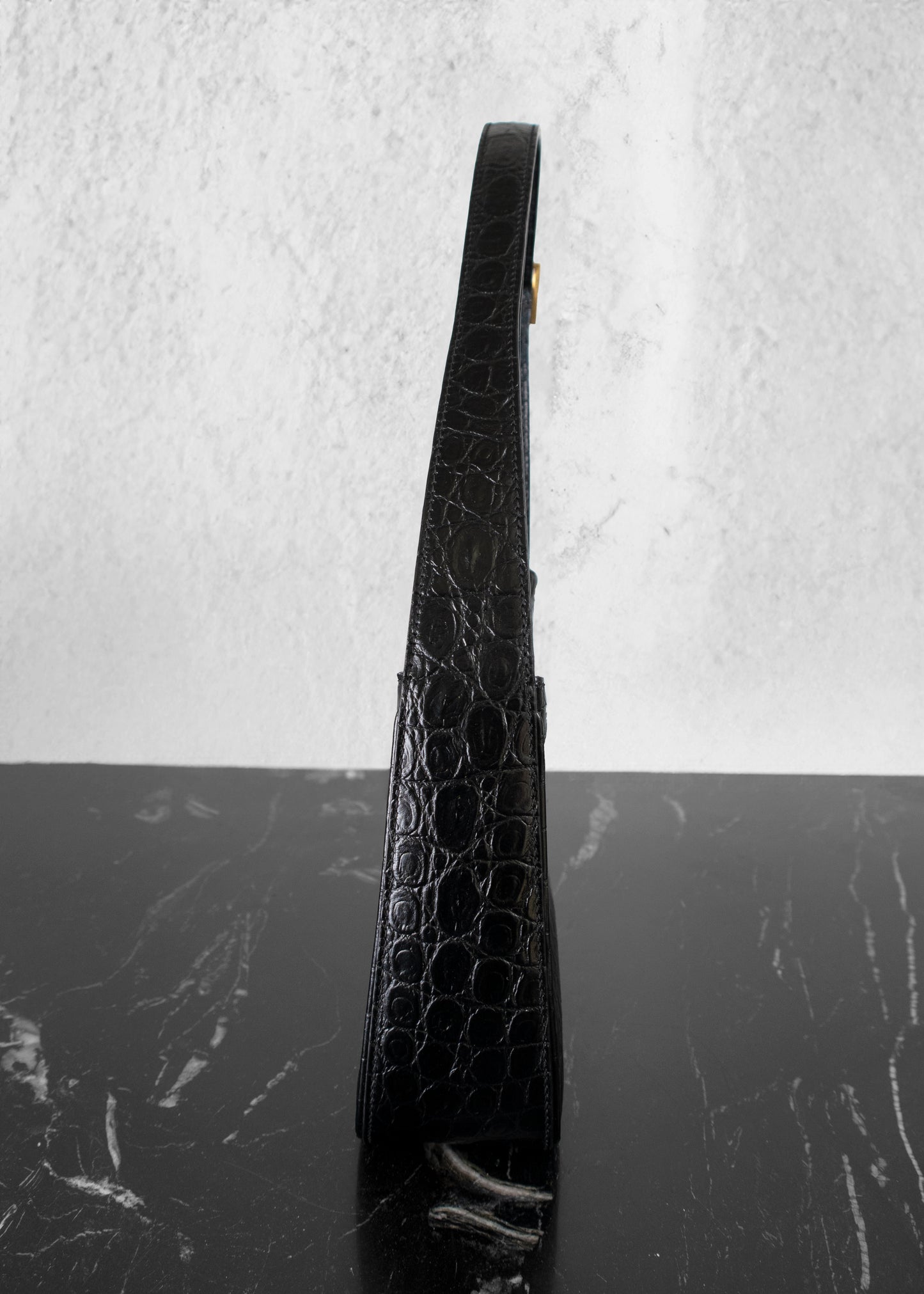 Saint Laurent Le 5 À 7 Leather Handbag
