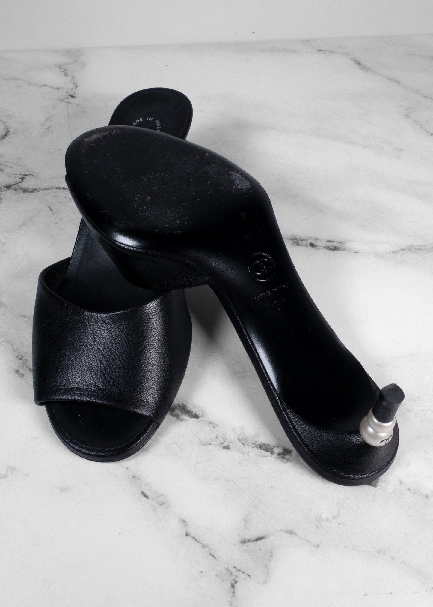 Chanel 2018 Interlocking CC Logo Slides