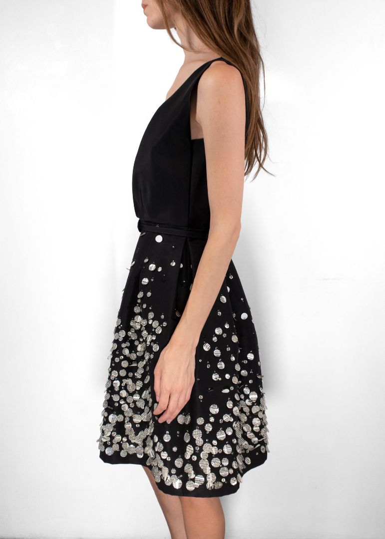 Oscar De La Renta Black Shift Dress With Circle Applique Newspaper Print