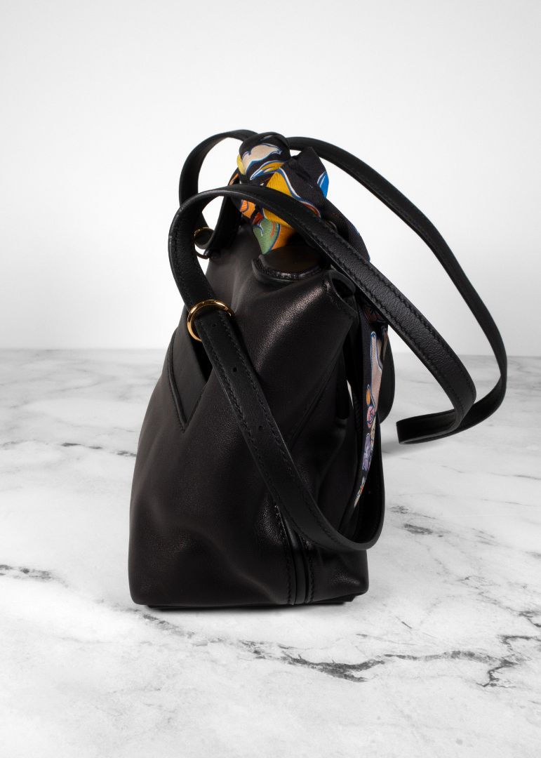 Hermes Black Leather Evercolor Bag With Twilly