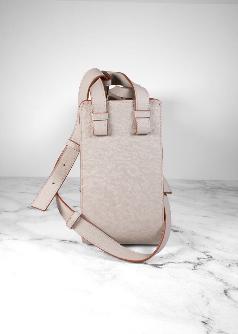 Loewe Beige Leather Shoulder Bag With A Tan Trim And Gold Zipper Detail