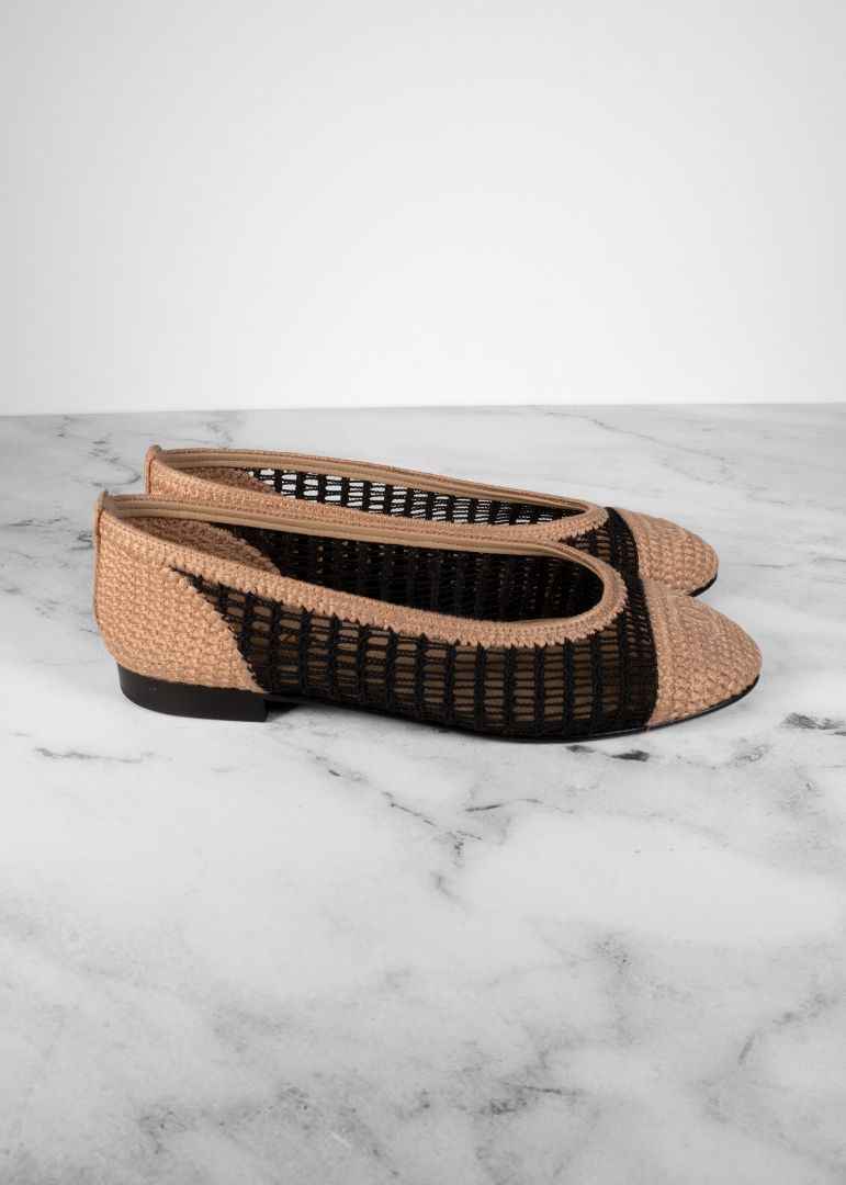 Chanel Beige And Black Woven Flats
