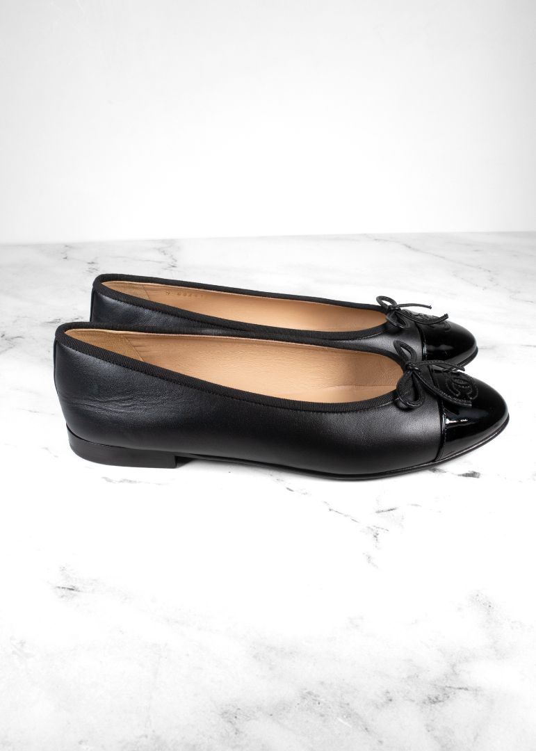 Chanel Black Patent Leather Cap Toe Ballet Flats
