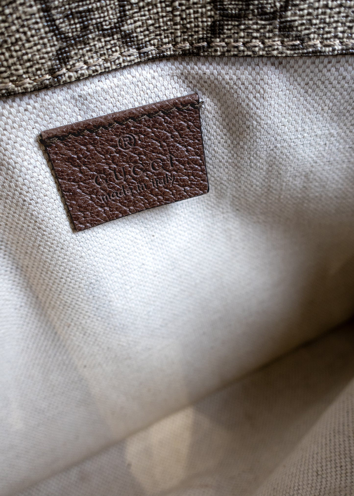 Gucci GG Supreme Monogram Neo Web Belt Bag