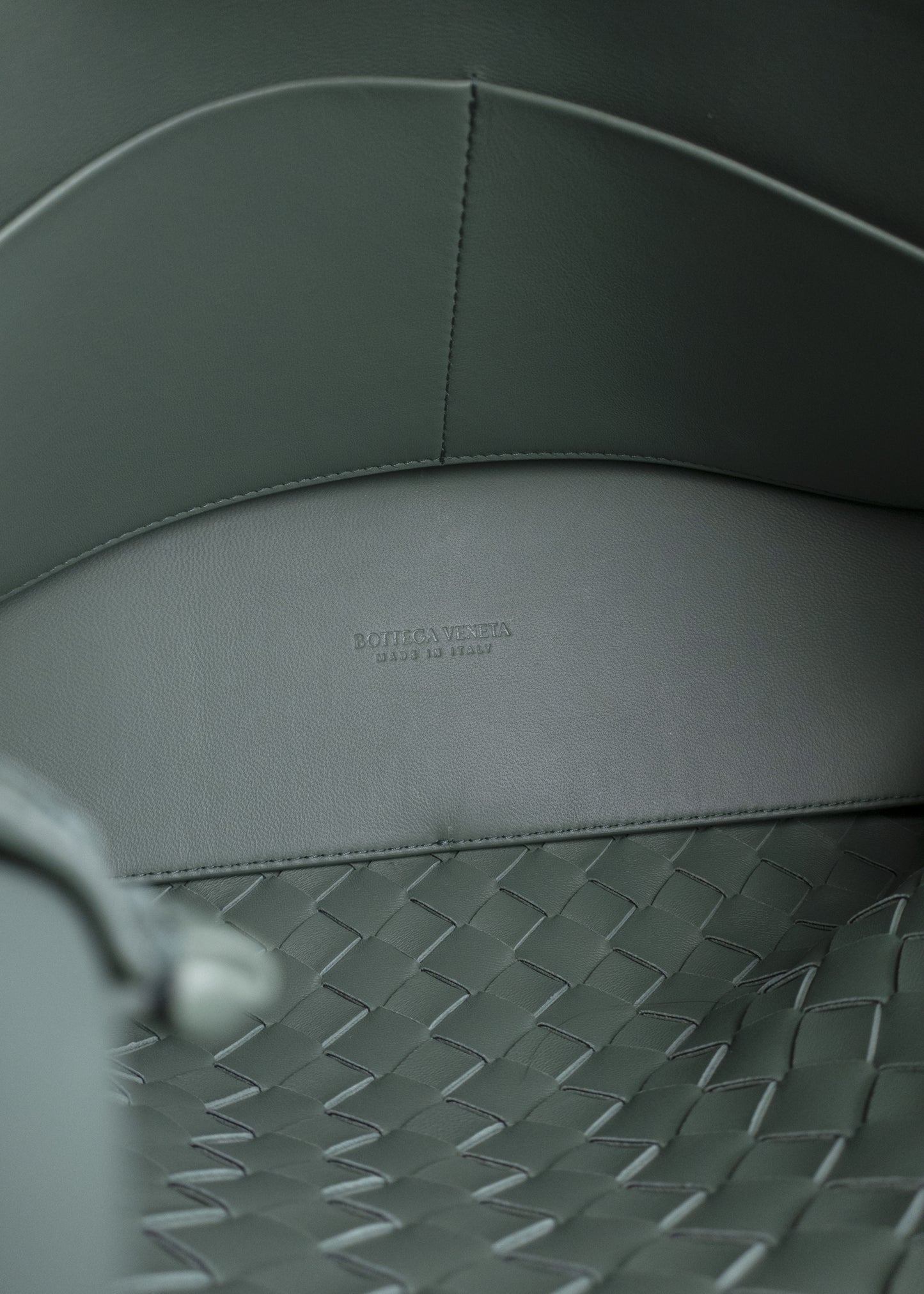 Bottega Veneta Andiamo Medium Shoulder Bag In Aloe