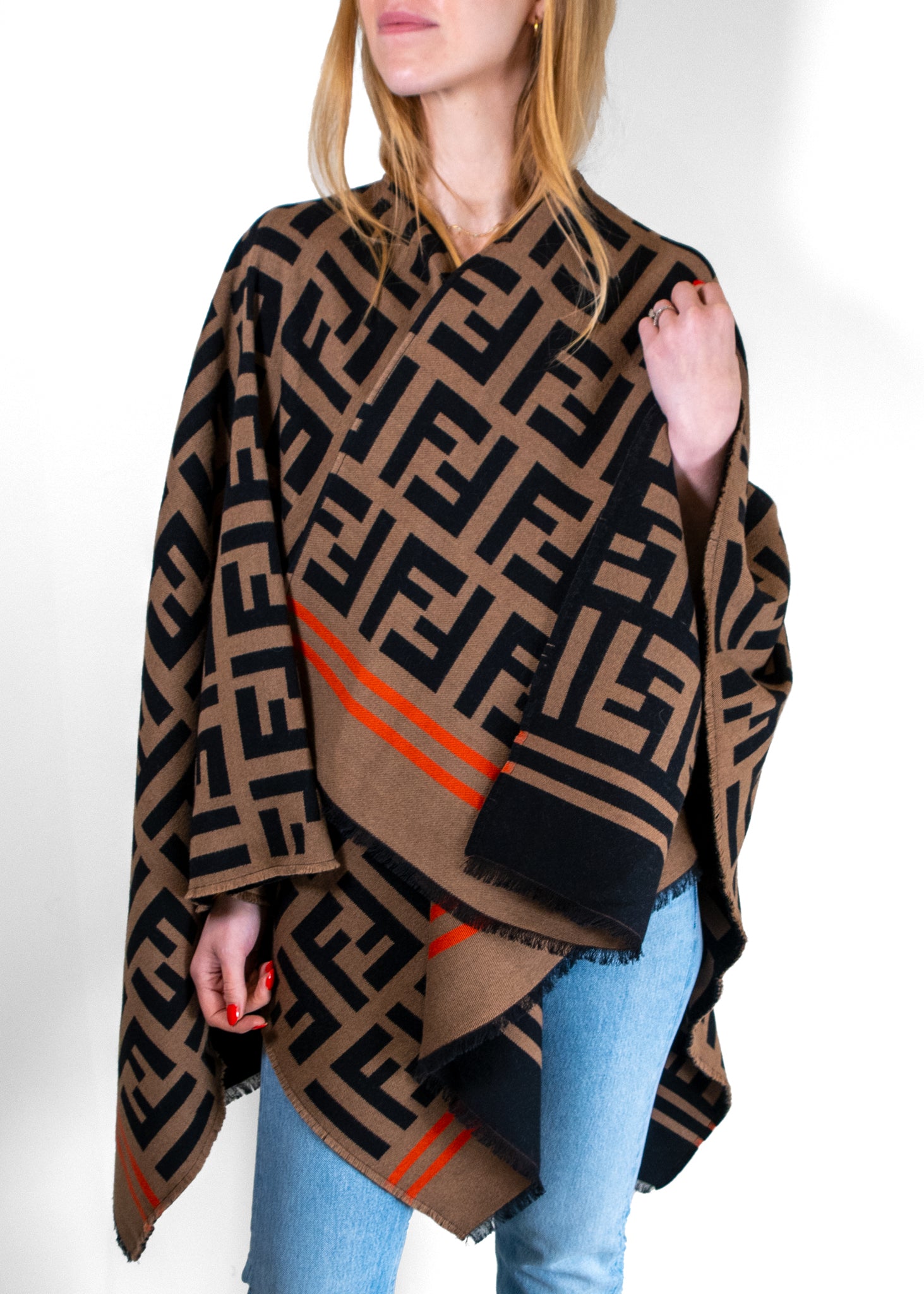 Fendi Baguette Fendi Logo Poncho FENDI FF Zucca Poncho Cape Shawl