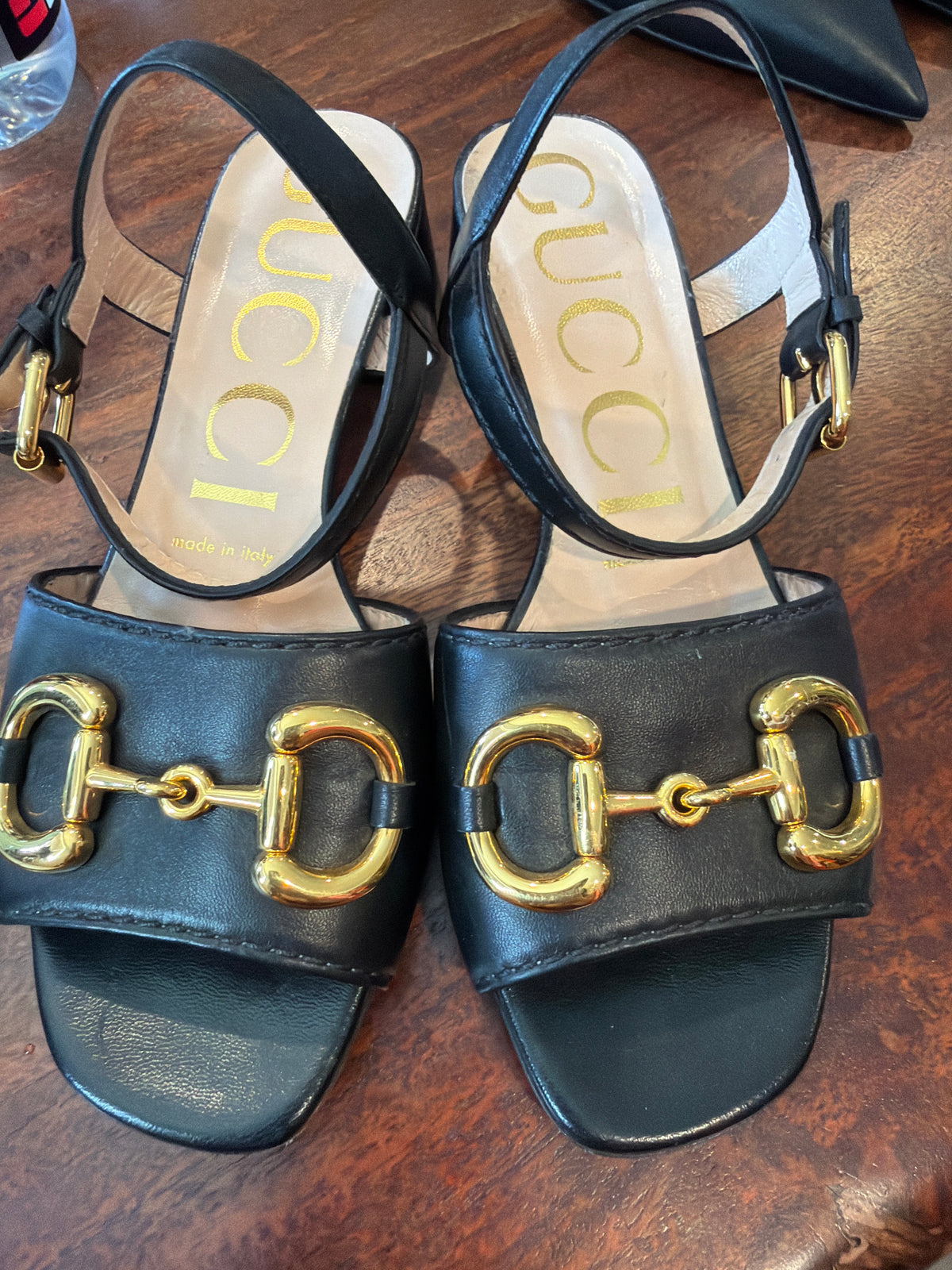 Gucci Black Leather Sandals With Ankle Strap And Gold Horsebit Hardware Size 36