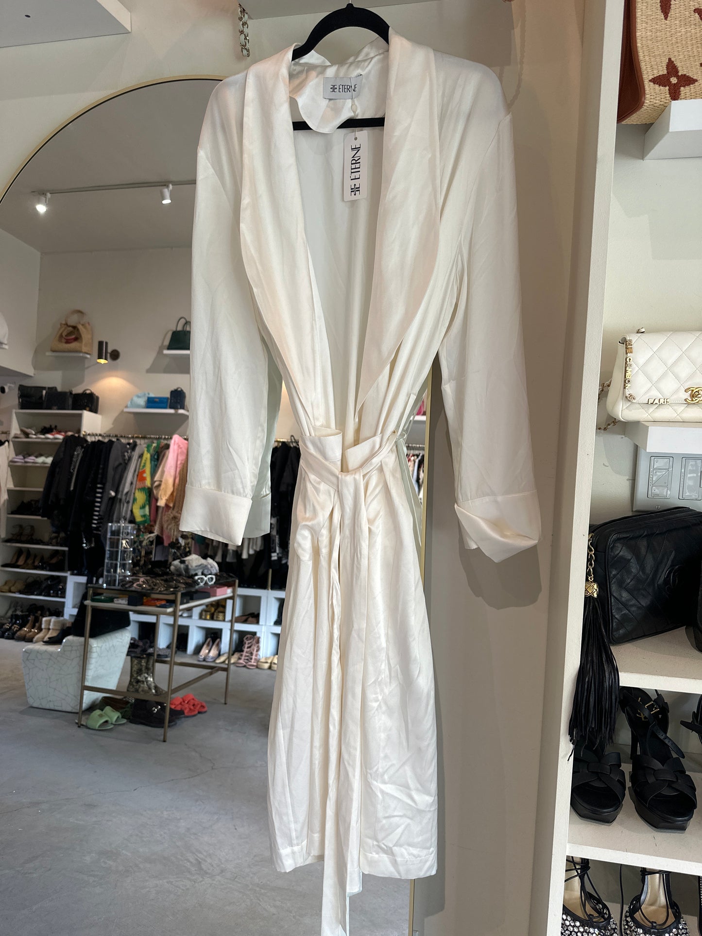 Eterne silk robe
