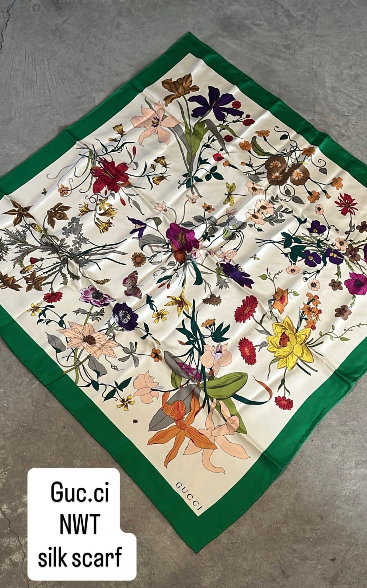 Gucci silk scarf