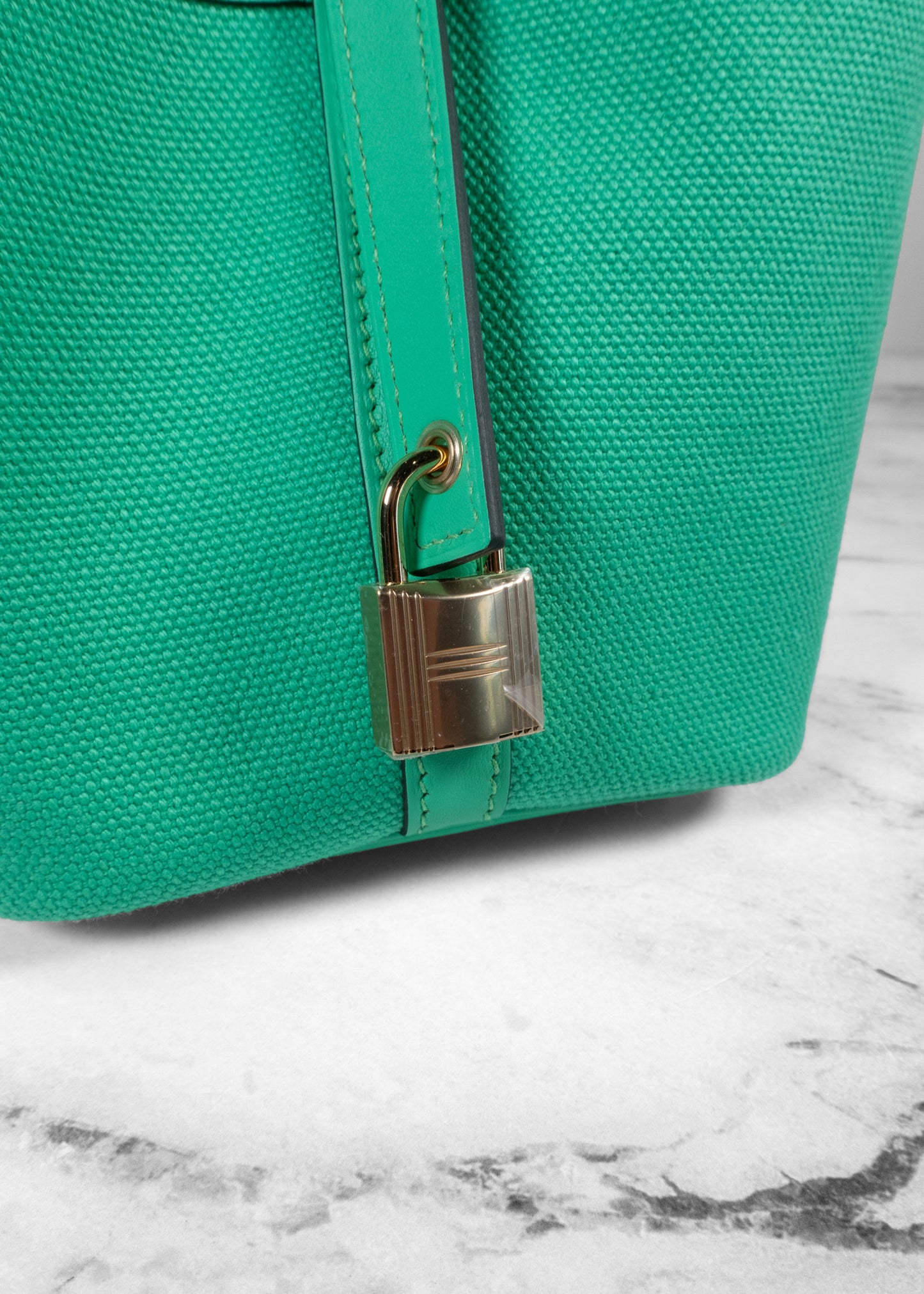 Hermès Picotin Cargo 18 Toile Canvas and Swift Leather Vert Menthe Gold Hardware (Missing Keys)