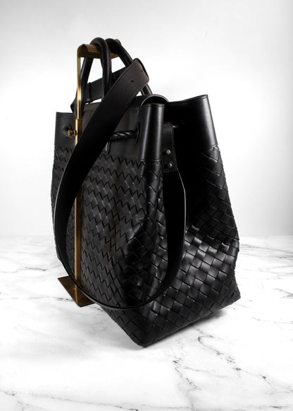 Bottega Veneta Black Large Andiamo Voyager Intrecciato Tote Bag