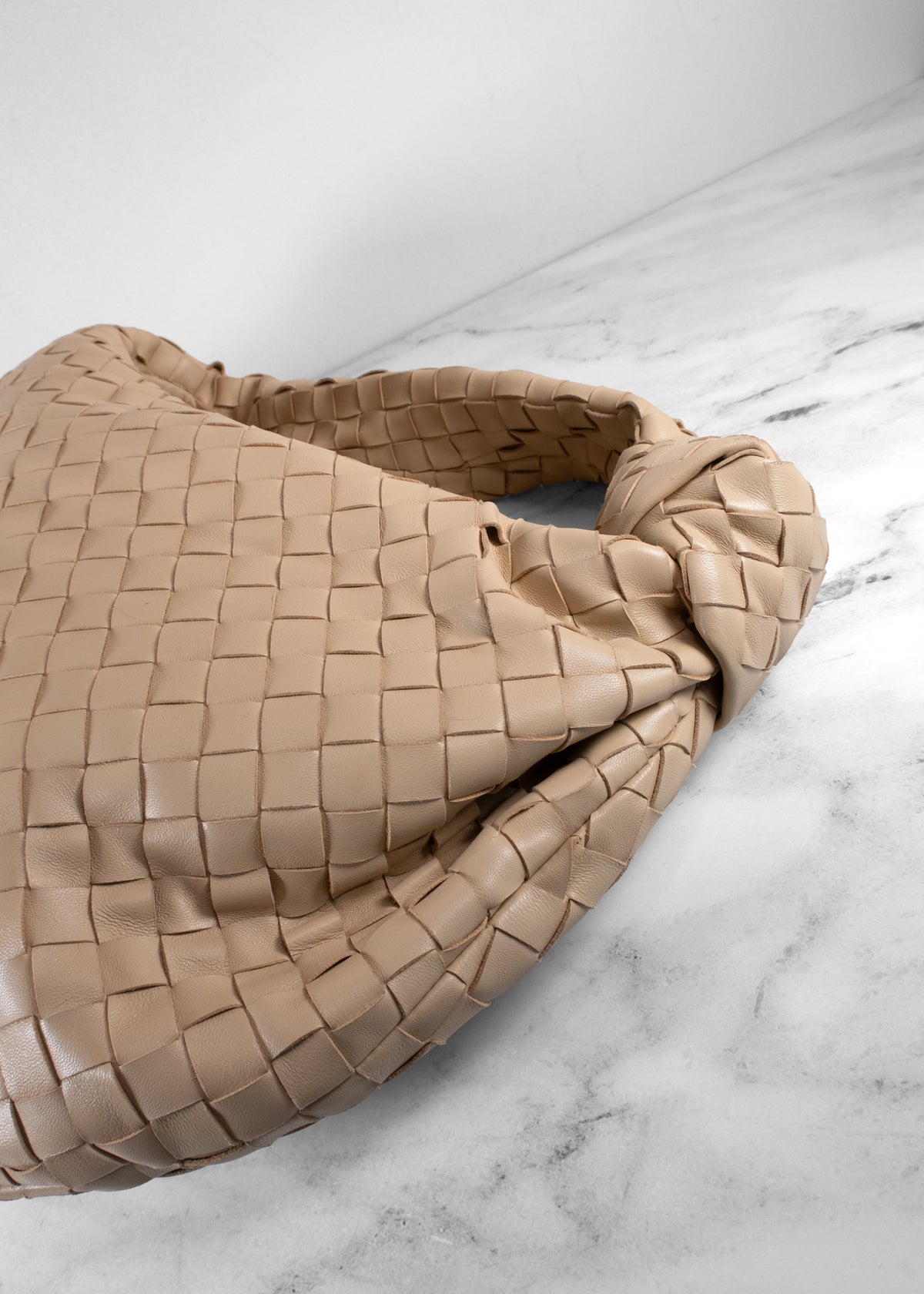 Bottega Veneta Beige Intrecciato Nappa Large Jodie Shoulder Bag