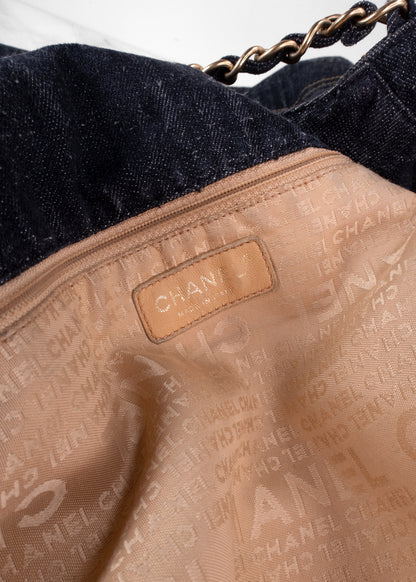 Chanel Vintage Dark Wash Denim Stitched CC Chain Hobo Bag