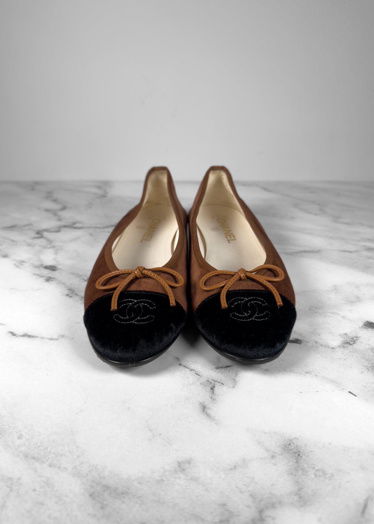 Chanel 2024 Interlocking CC Logo Ballet Flats