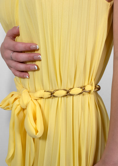 sunray pleat dress Sunray pleats in this season's Amalfi colour way. Discover the Pleat Dress for an instant wardrobe pick-me-up during the cooler months. #Oroton