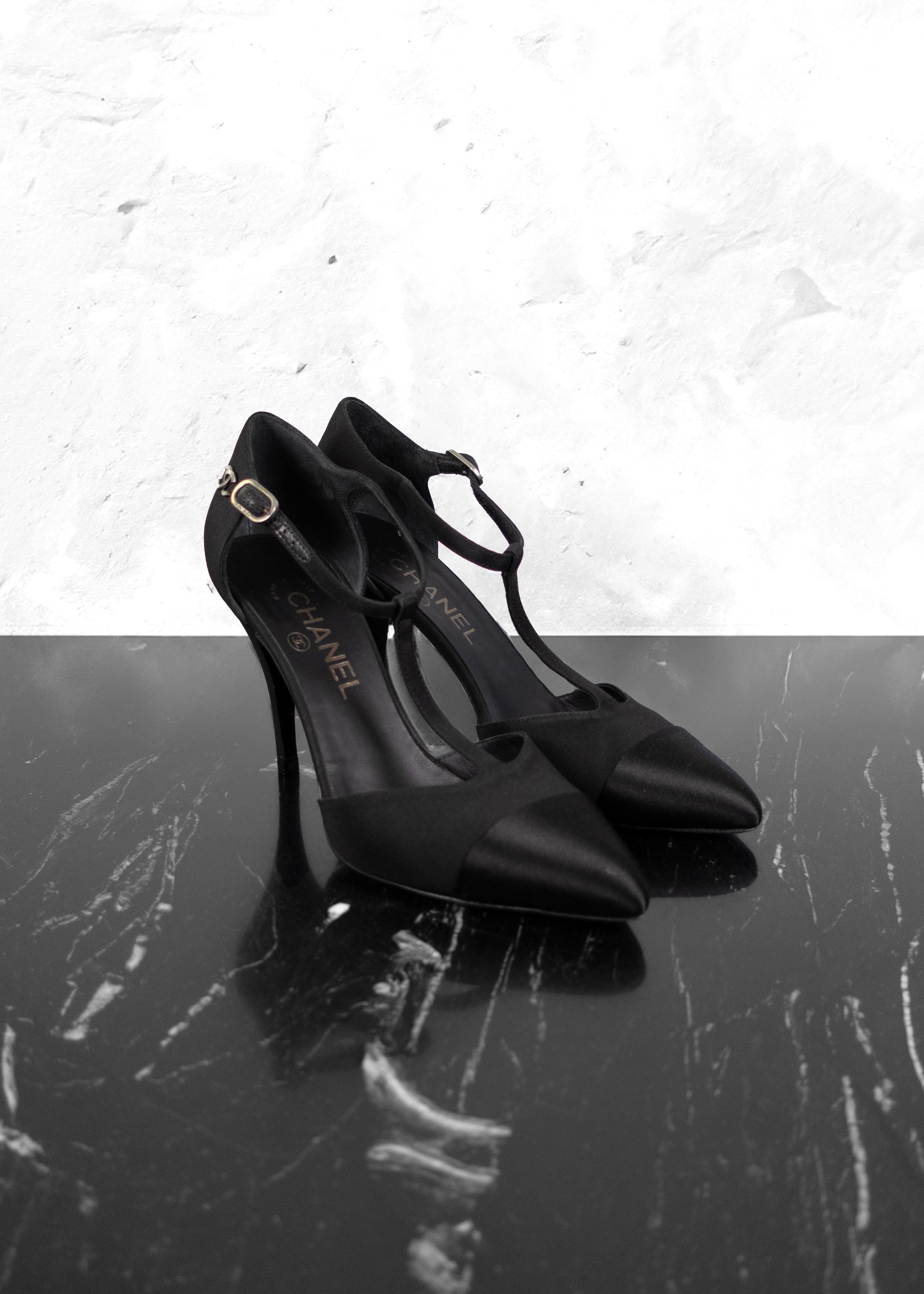 CHANEL Architectural Heel T-Strap popular Pumps