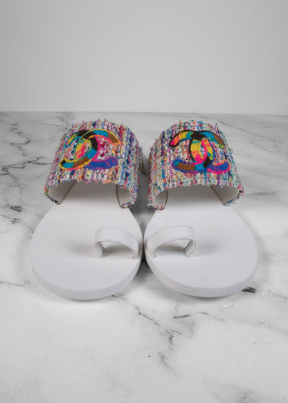 Chanel 2023 Interlocking CC Logo Slides