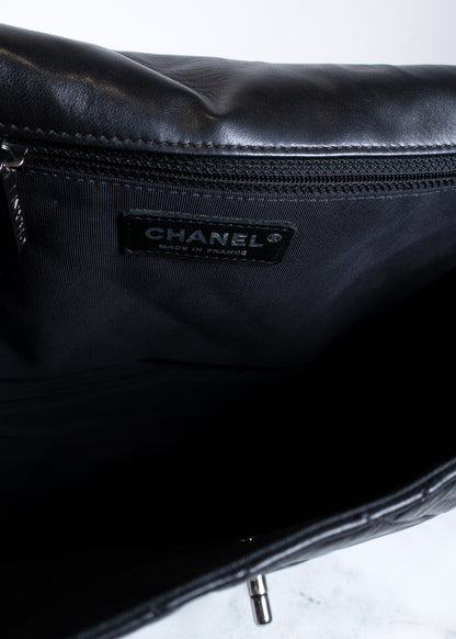 Chanel Black Leather Hula Hoop Shoulder Bag