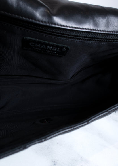 Chanel Black Leather Hula Hoop Shoulder Bag