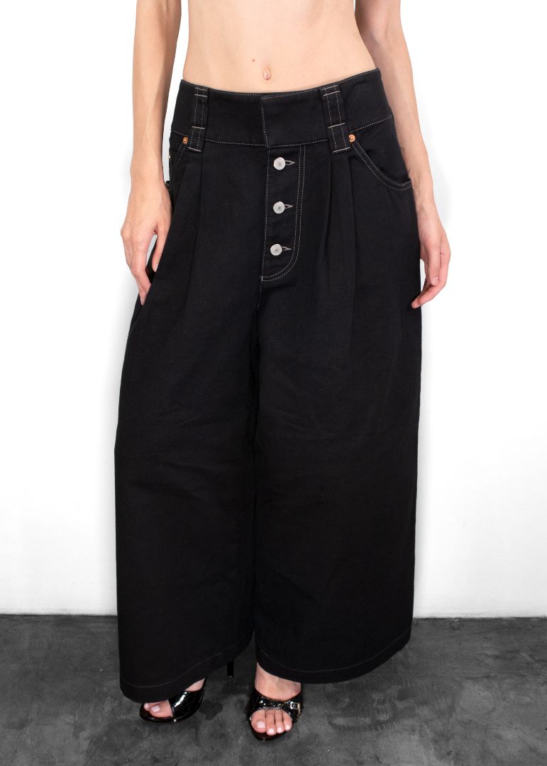 Gucci Black Pleated Jeans