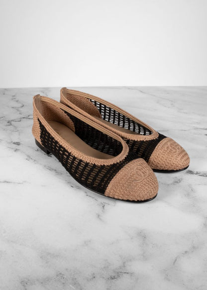Chanel Beige And Black Woven Flats