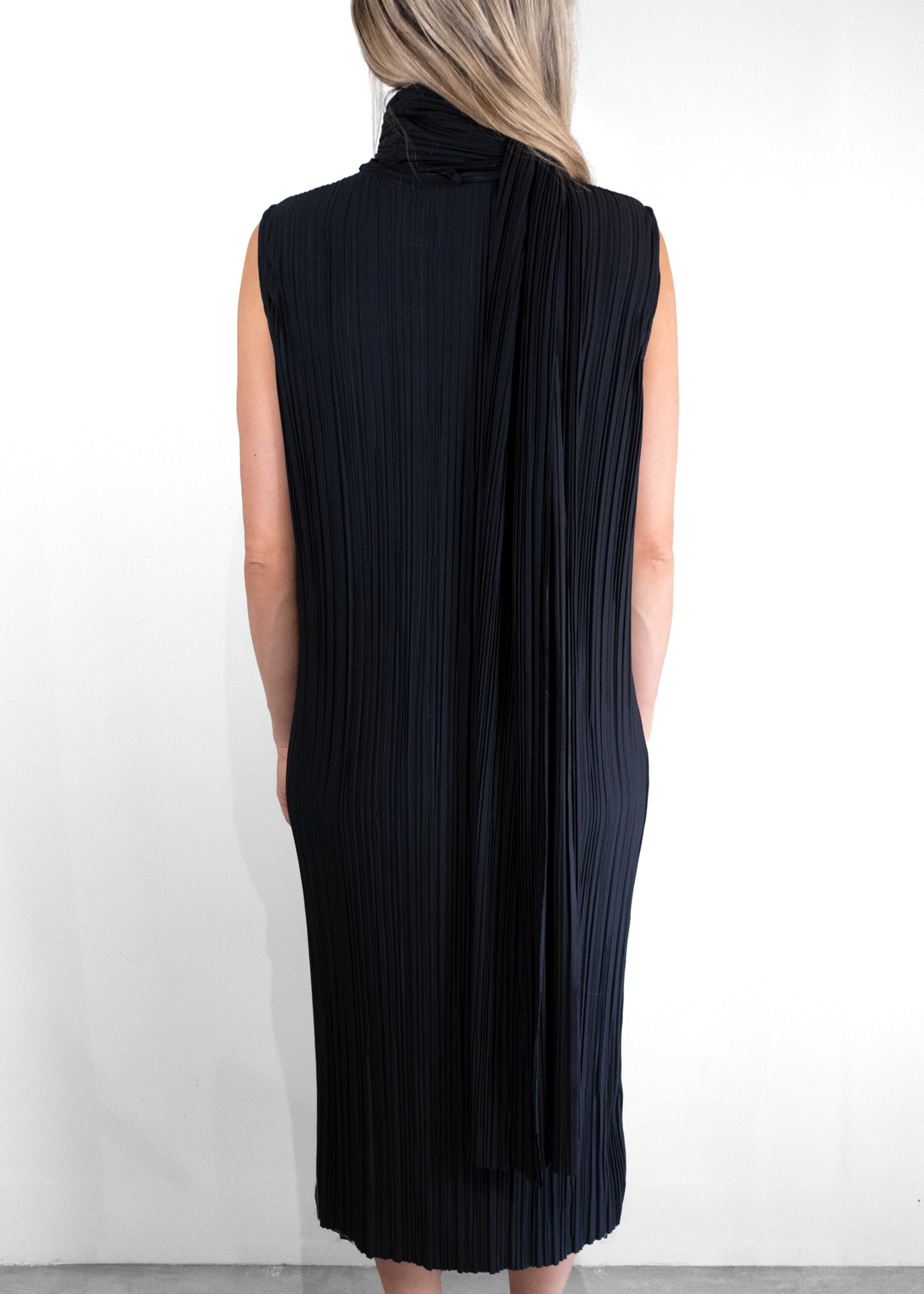 The Row Crew Neck Black Long Dress