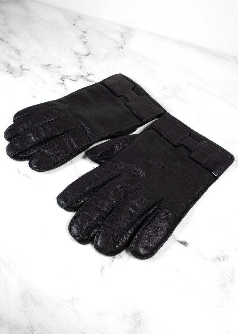 Hermes Black Leather Gloves