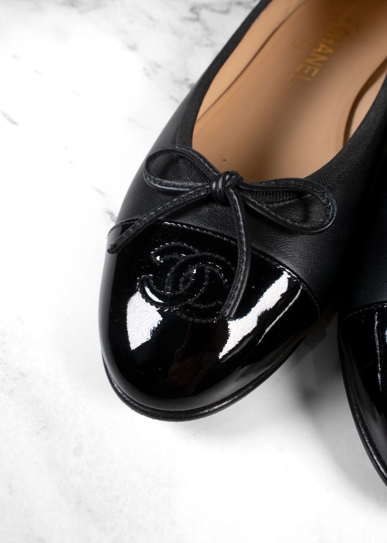 Chanel Black Patent Leather Cap Toe Ballet Flats