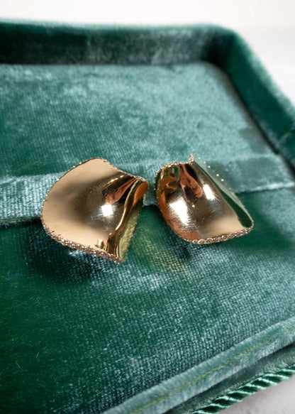 Arielle Ratner Gold Scudo Earrings With Diamonds
