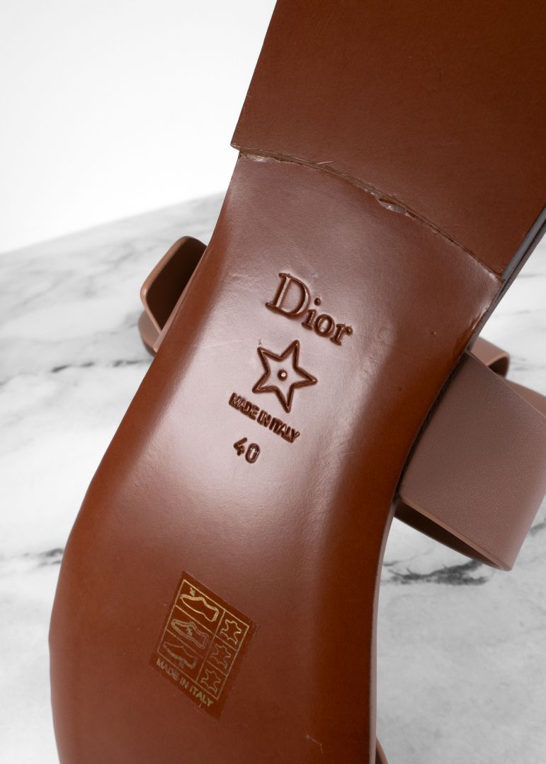 Dior Blush Leather Dioract Sandals With Two Adjustable Straps And Gold Hardware