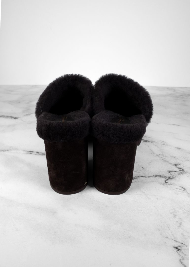 Gianvito Rossi Brown Suede Clogs With Fur Lining
