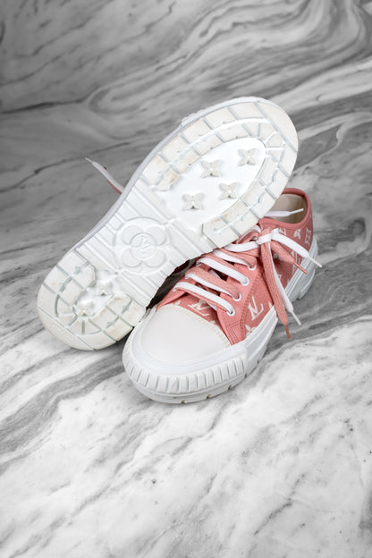 Louis Vuitton Pink Denim Monogram Squad Sneakers