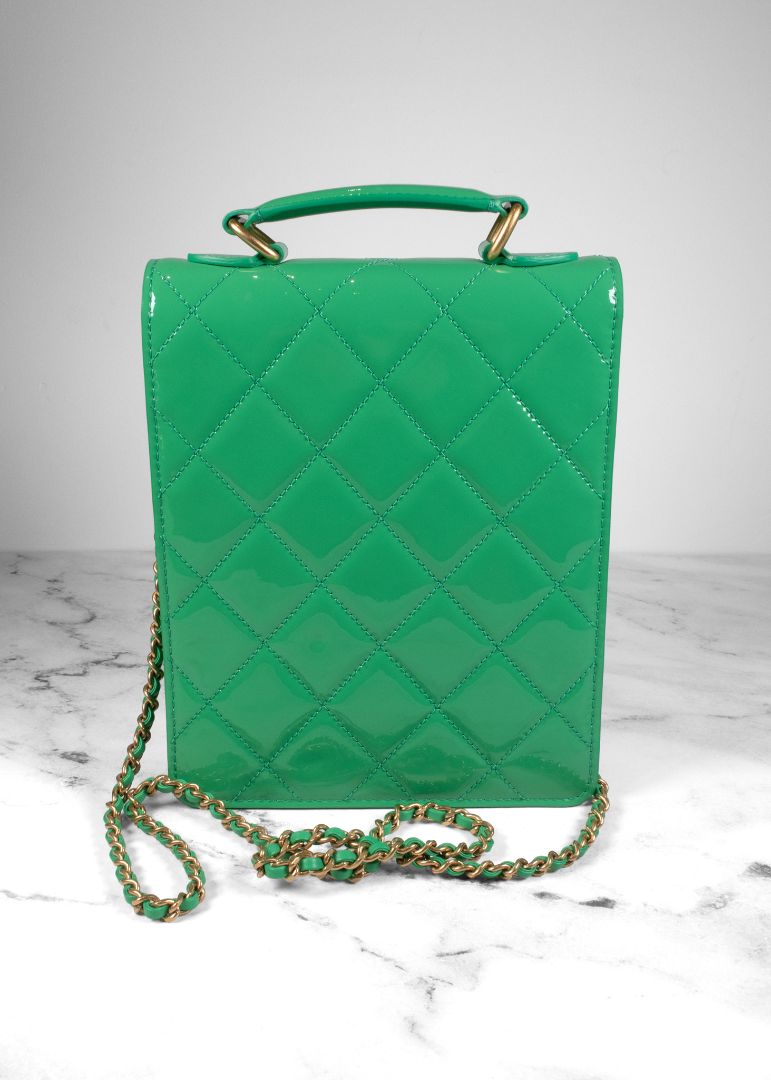 Chanel Green Patent Leather Diamond Quilted Flap Bag With Gold Hardware
