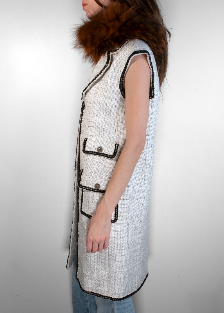 Chanel Ivory/black Vintage Long Vest