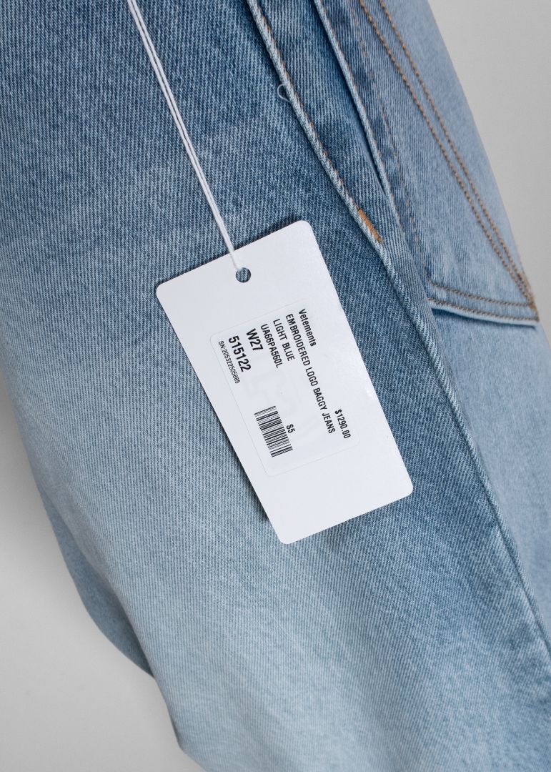 Vetements Light Wash Jeans