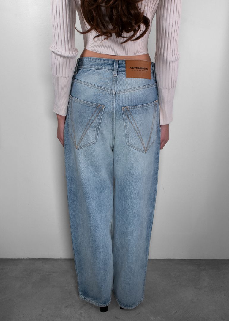 Vetements Light Wash Jeans