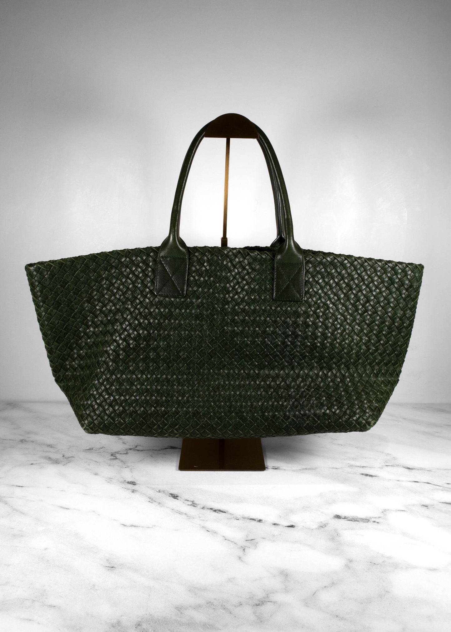 Bottega Veneta Dark Green Intrecciato Leather Medium Cabat Tote