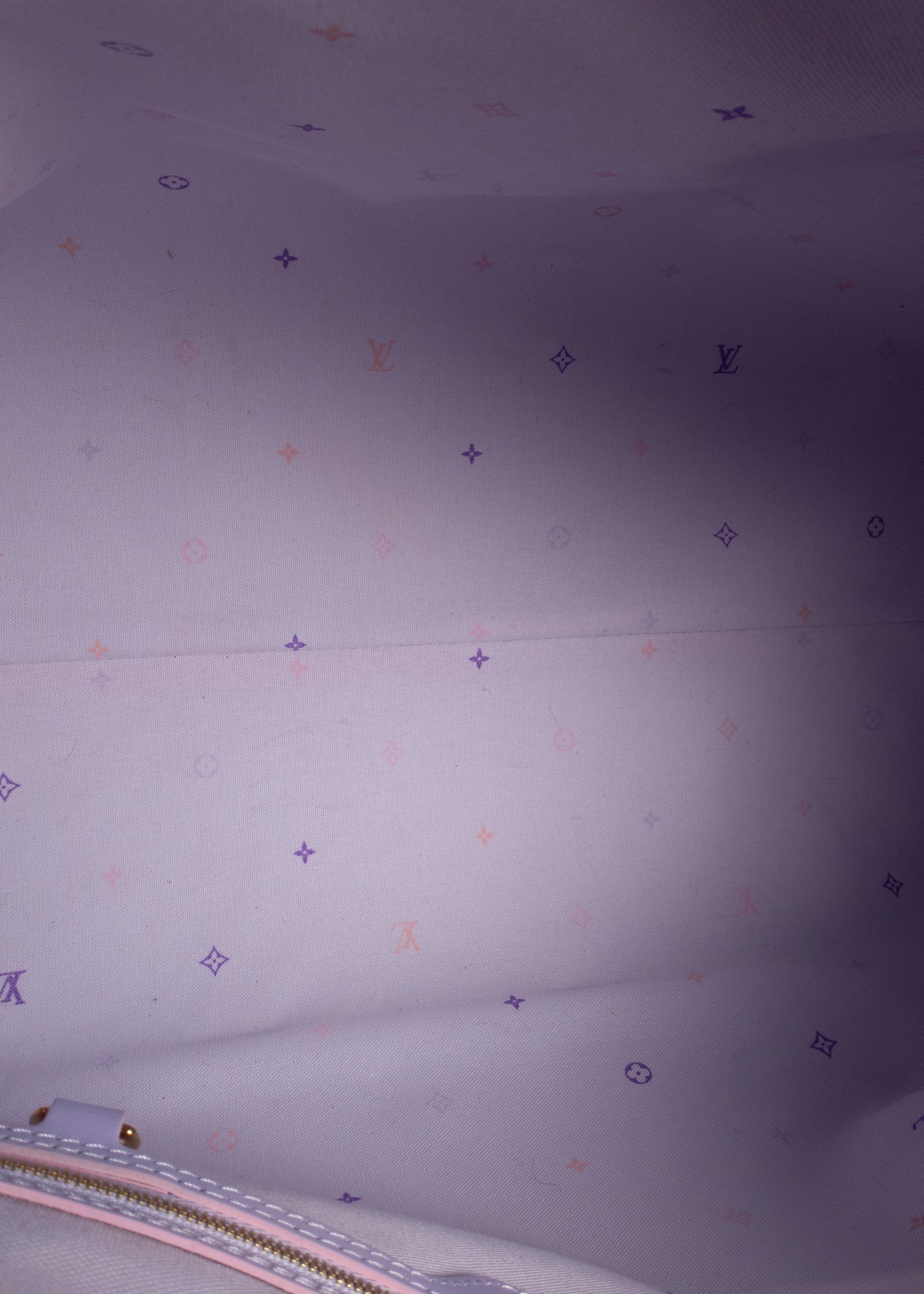 Louis Vuitton Sunrise Pastel Pink And White Gradient Keepall Bandouliere Travel Bag