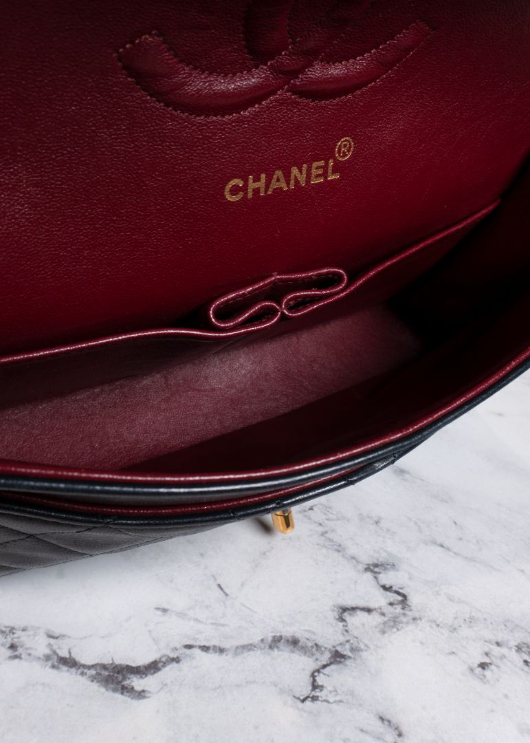 Chanel Vintage Black Shoulder Flap Bag With Gold Hardware