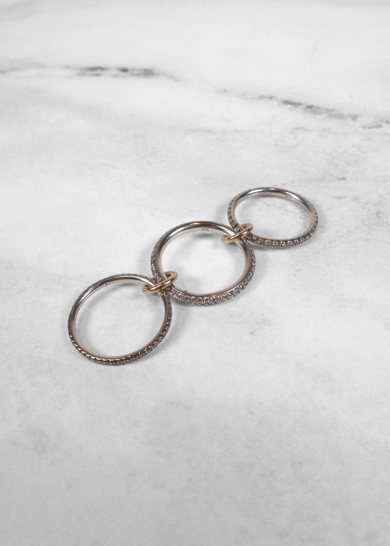 Spinelli Kilcollin 18k Ring With Diamonds