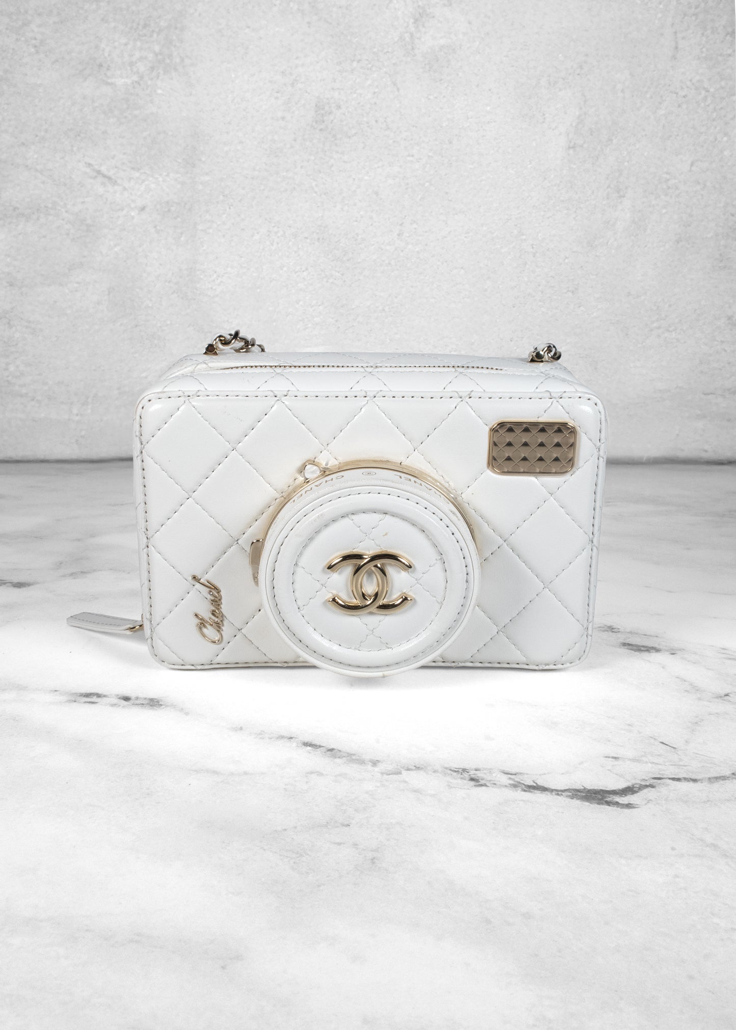 Chanel Lambskin Quilted Coco White Click Bag