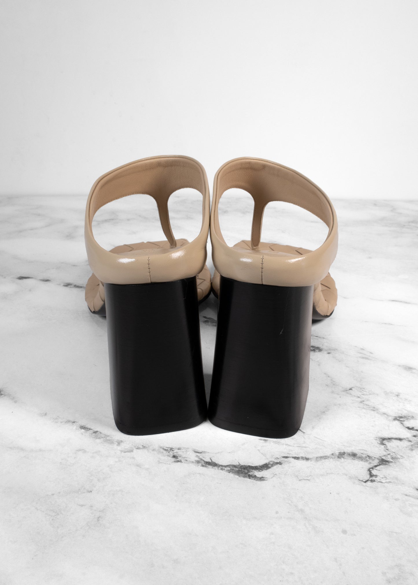 Bottega Veneta Marella Intrecciato Leather Thong Sandals